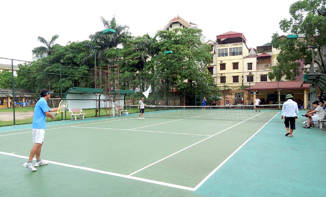 Boi thu nho kinh doanh tennis phong trao