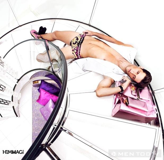 BST thoi trang Xuan he 2013 cua Versace