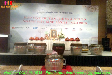 Dao Gia Phat nhan thiet ke va thi cong backdrop