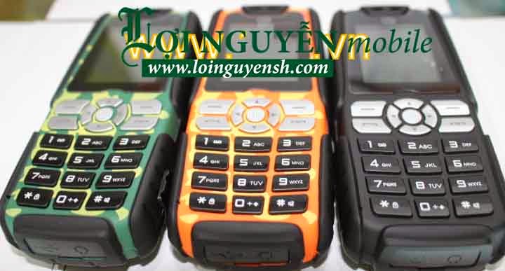 Dien thoai Land Rover xp3300 sac cho dien thoai khac pin khung 10000 mAh