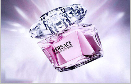 Nuoc hoa nu Versace Bright Crystal khuyen mai chi 195k