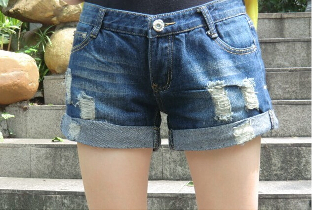 Chuyen si quan short jean nu hang vnxk