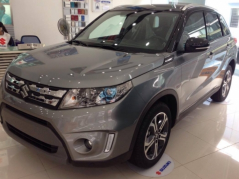 Em muon ban Suzuki Vitara 2016 tai Ha Noi gia 735 trieu