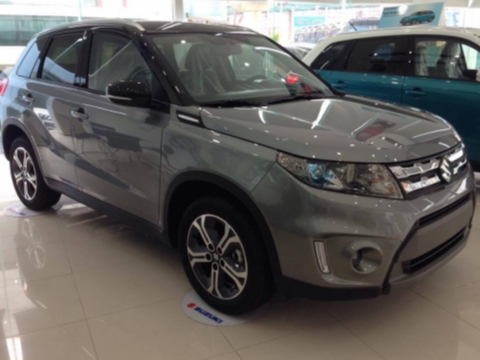 Em muon ban Suzuki Vitara 2016 tai Ha Noi gia 735 trieu