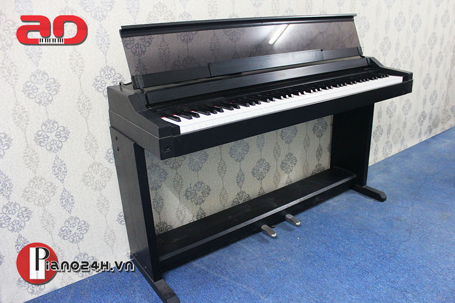 Ban Dan Piano korg C 5500