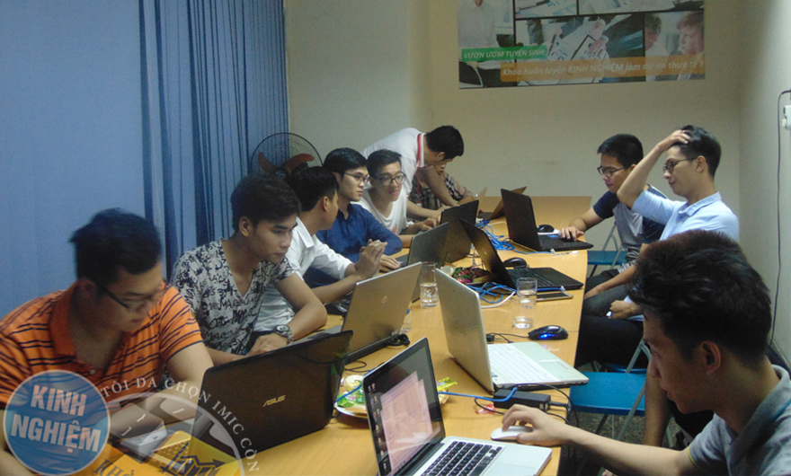 Sap khai giang frontend tai Ha Noi