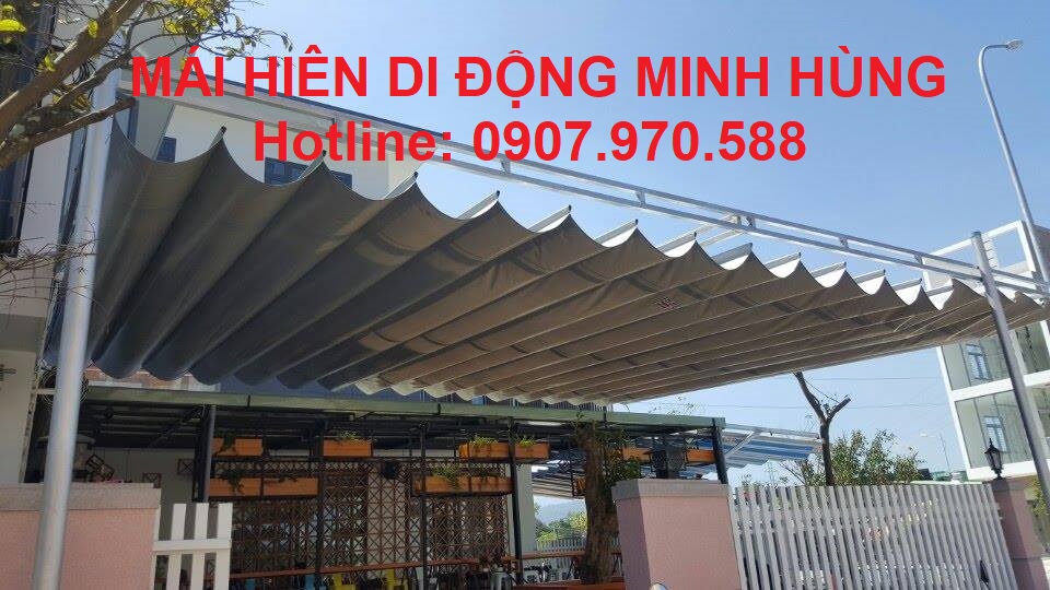 Mai hien di dong chung cu bat che nang ban cong tu cuon